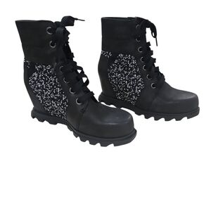 SOREL Joan of Arctic Waterproof Wedge III Lexie Lace-Up Bootie Size 9 US